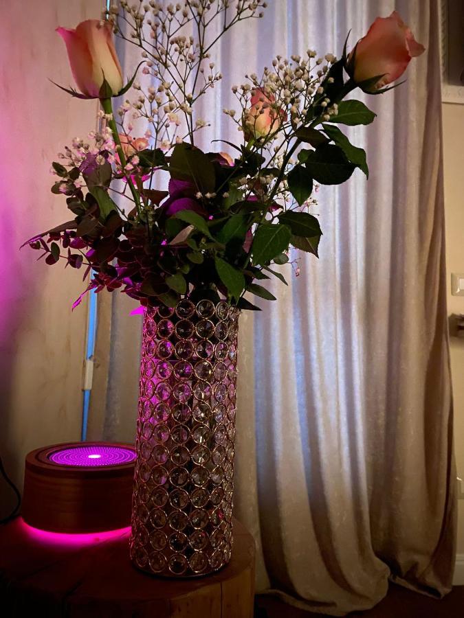 Love Space Sensory Spa & Relax Suite Santa Maria delle Mole 外观 照片