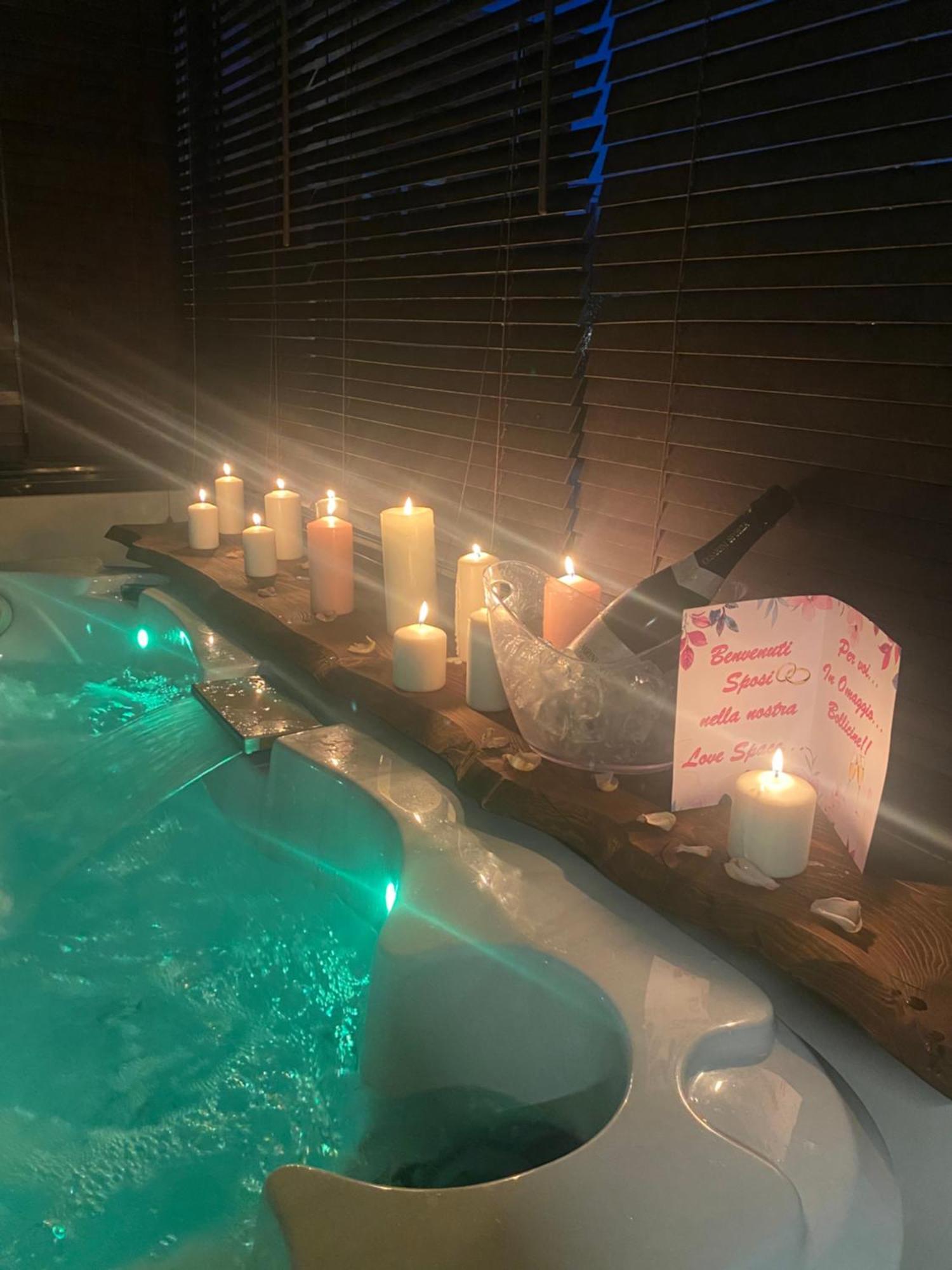 Love Space Sensory Spa & Relax Suite Santa Maria delle Mole 外观 照片